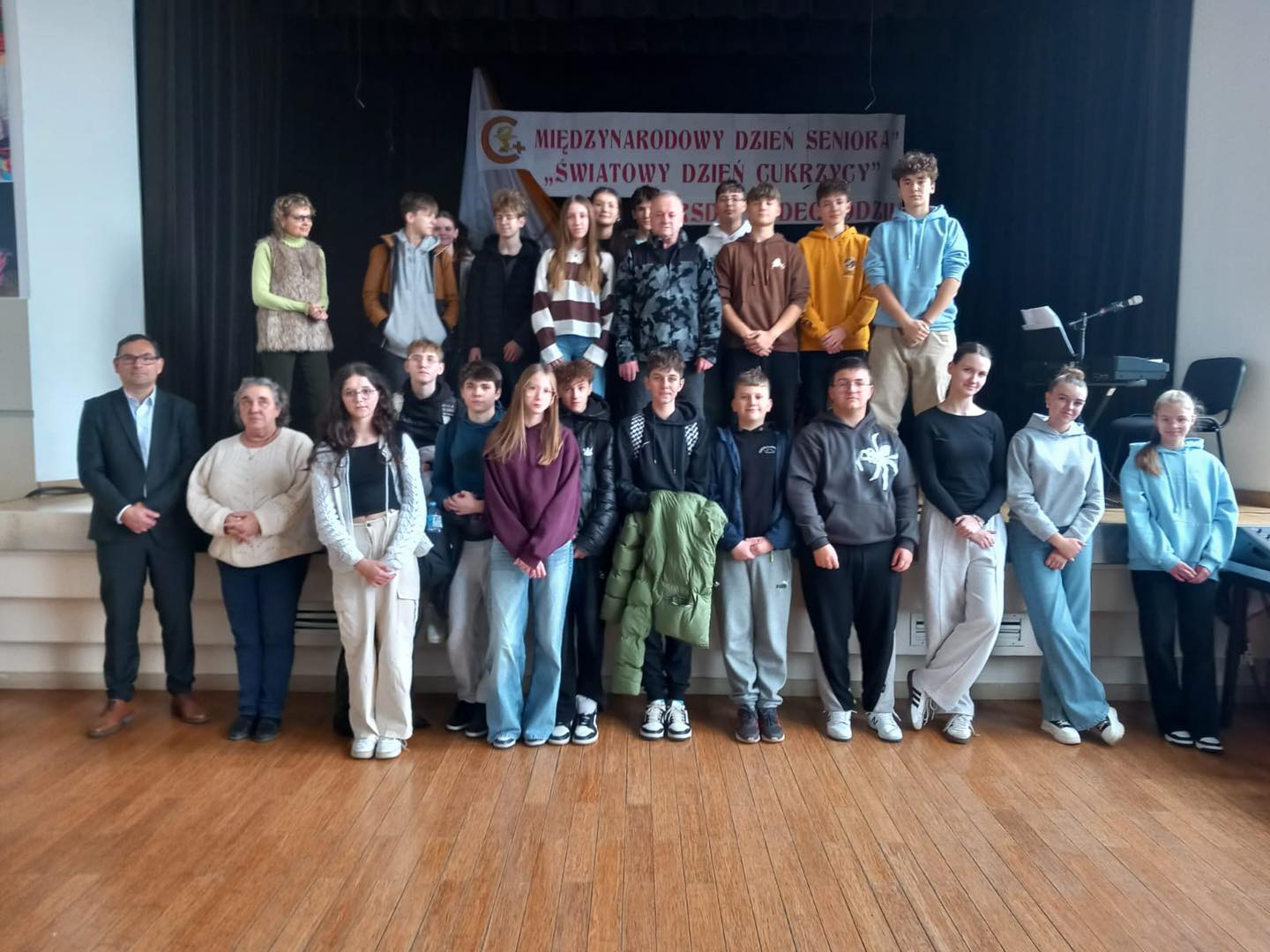 ​ Wizyta uczniów w Urzędzie Gminy, GOK i na strzelnicy w Podegrodziu – 20 listopada 2025 r.