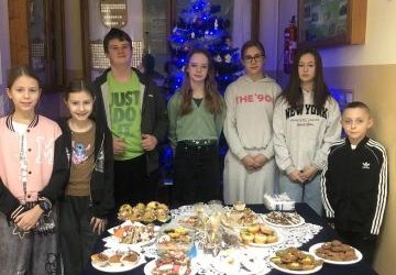 Kiermasz Świąteczny z Wolontariatem