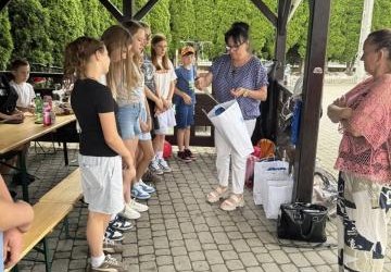 Sukces uczennic Szkoły Podstawowej w Stadłach w gminnym konkursie filmowym